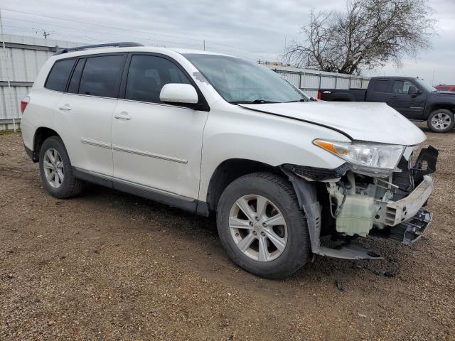 5TDZA3EH1DS043396 - 2013 TOYOTA HIGHLANDER BASE WHITE photo 4