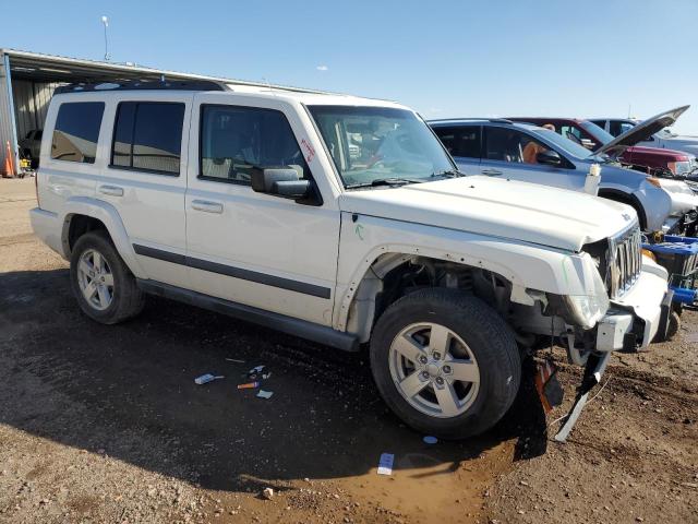 1J8HG48K27C567128 - 2007 JEEP COMMANDER WHITE photo 4