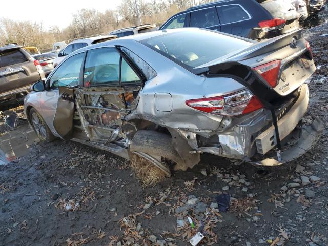 4T1BF1FK0GU119039 - 2016 TOYOTA CAMRY LE SILVER photo 2