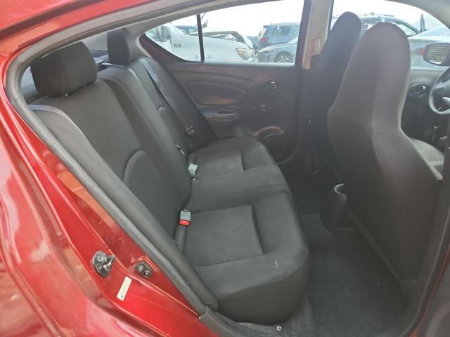 3N1CN7AP7HL822721 - 2017 NISSAN VERSA S Красный фото 10