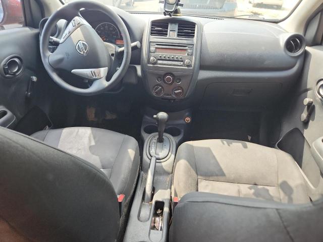 3N1CN7AP7HL822721 - 2017 NISSAN VERSA S Красный фото 8