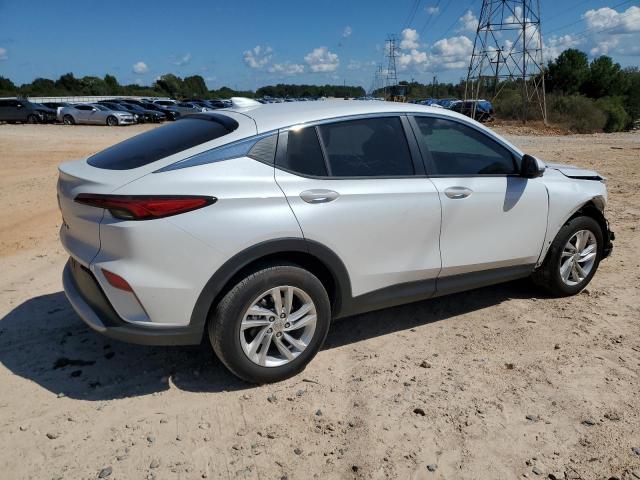 KL47LAE20RB126425 - 2024 BUICK ENVISTA PREFERRED Белый фото 3