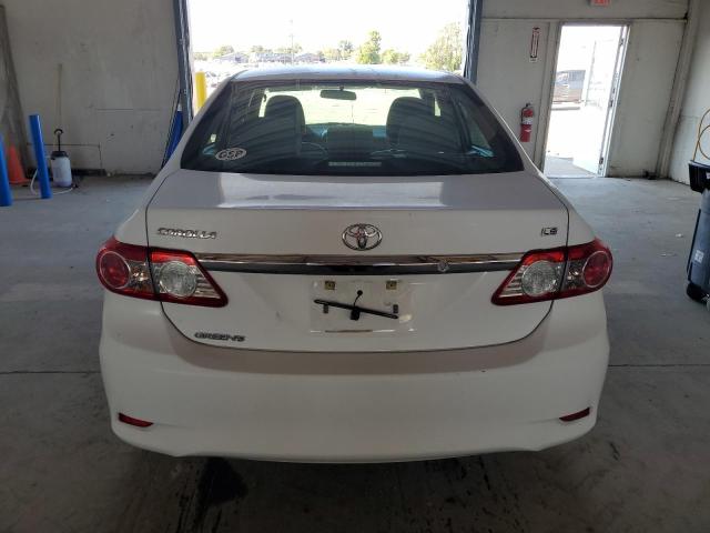 2T1BU4EE8CC845441 - 2012 TOYOTA COROLLA BASE Biały zdjęcie 6