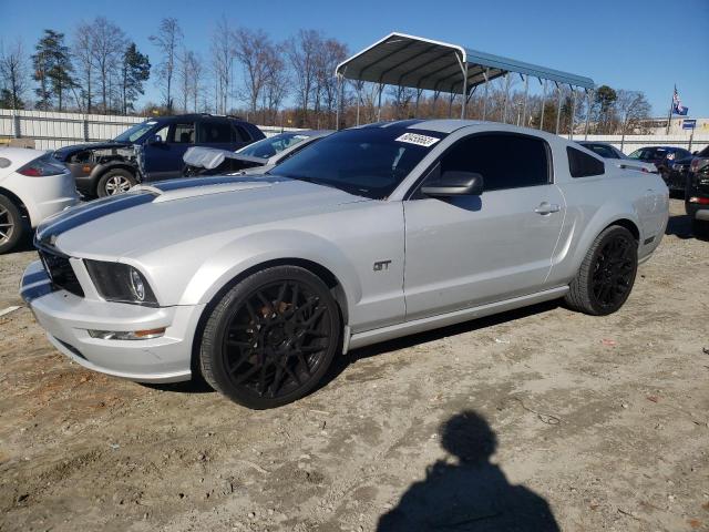 1ZVFT82H865241008 - 2006 FORD MUSTANG GT SILVER photo 1
