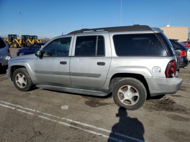 1GNES16SX56106675 - 2005 CHEVROLET TRAILBLAZE EXT LS SILVER photo 2