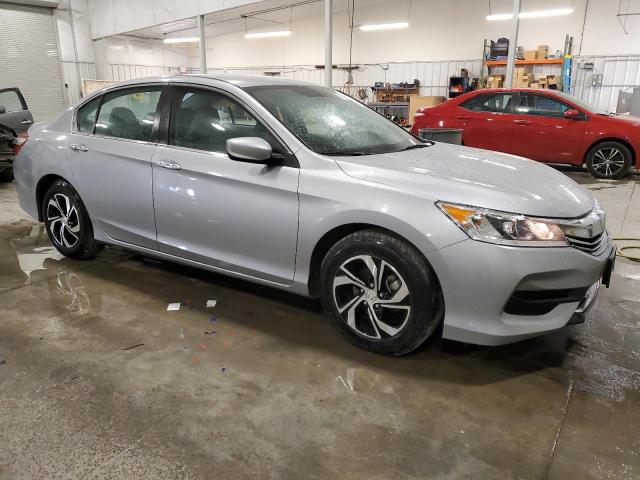 1HGCR2F38HA260444 - 2017 HONDA ACCORD LX SILVER photo 4