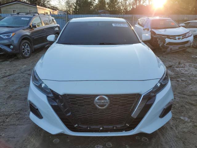 1N4BL4BV8KC241294 - 2019 NISSAN ALTIMA S WHITE photo 5