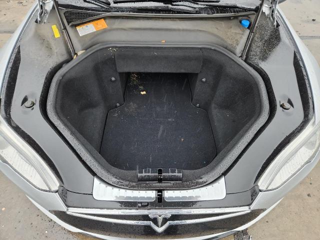 5YJSA1CN8DFP13173 - 2013 TESLA MODEL S Серебристый фото 11