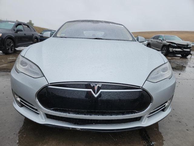 5YJSA1CN8DFP13173 - 2013 TESLA MODEL S Серебристый фото 5