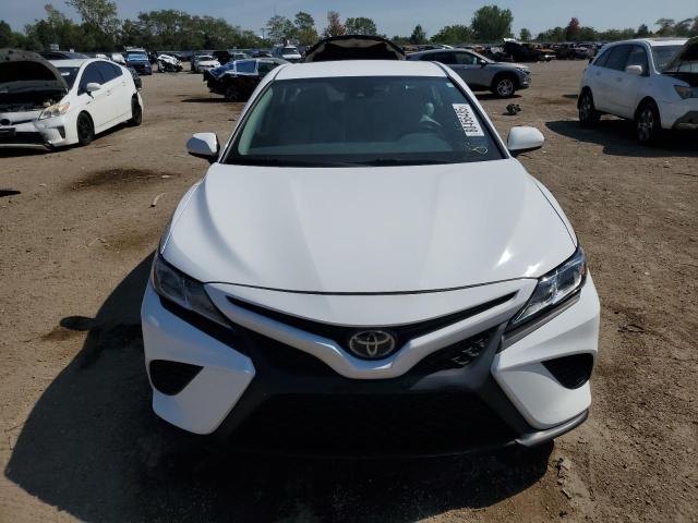 4T1B11HK7KU728133 - 2019 TOYOTA CAMRY L თეთრი ფოტო 5