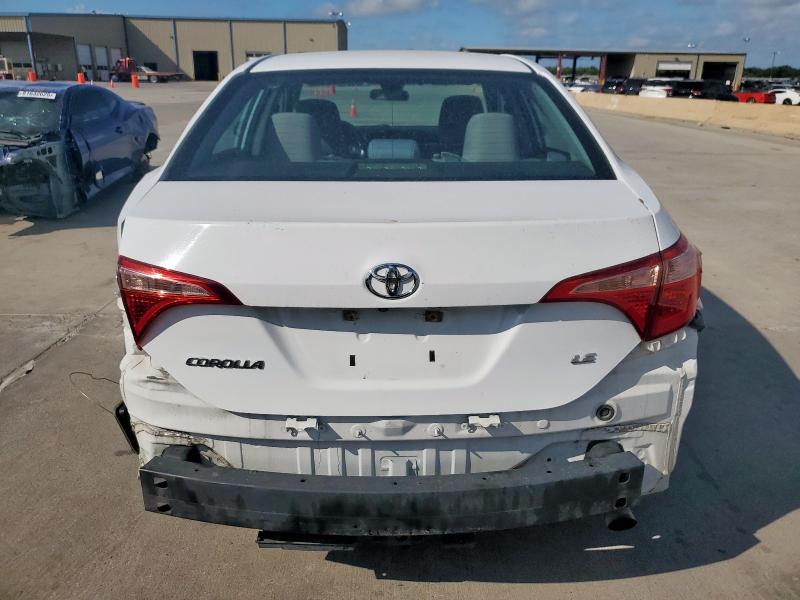 5YFBURHE2HP656476 - 2017 TOYOTA COROLLA L თეთრი ფოტო 6