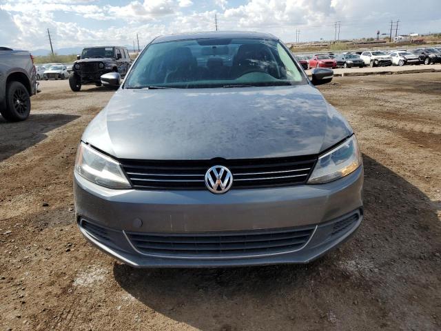 3VWD17AJ3EM361853 - 2014 VOLKSWAGEN JETTA SE Сірий фото 5