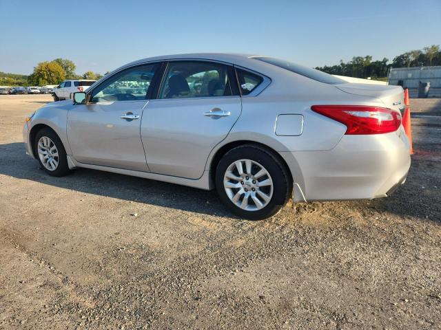 1N4AL3AP5GC273605 - 2016 NISSAN ALTIMA 2.5 银色 照片 2