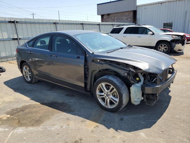 3FA6P0H74JR106790 - 2018 FORD FUSION SE Графитовый фото 4
