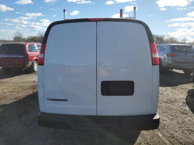 1GCWGAF72N1154226 - 2022 CHEVROLET EXPRESS G2 WHITE photo 6