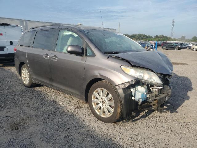 5TDJK3DC9CS039918 - 2012 TOYOTA SIENNA LE 灰色 照片 4