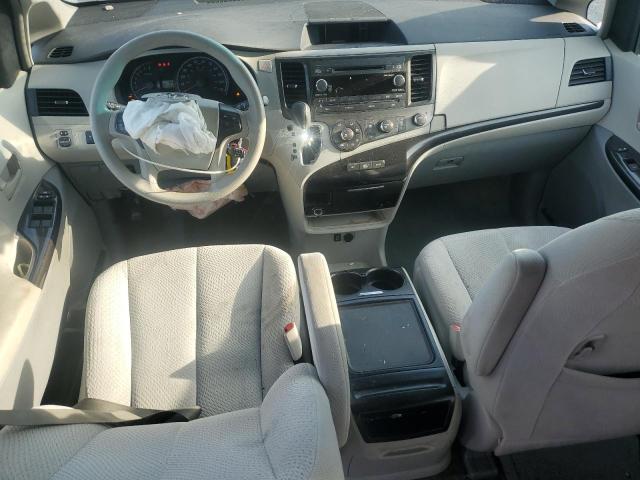 5TDJK3DC9CS039918 - 2012 TOYOTA SIENNA LE 灰色 照片 8