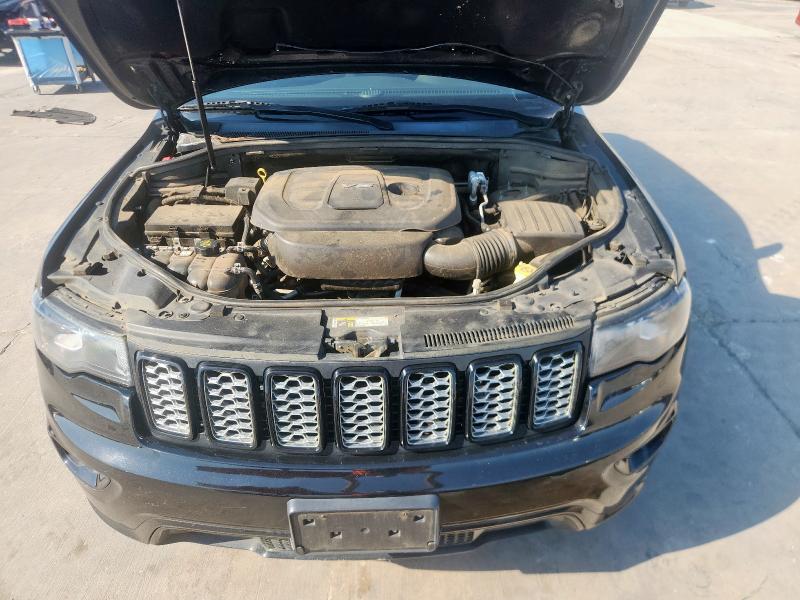 1C4RJEAG9JC193164 - 2018 JEEP GRAND CHER LAREDO Սև լուսանկար 12