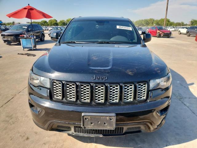 1C4RJEAG9JC193164 - 2018 JEEP GRAND CHER LAREDO Սև լուսանկար 5