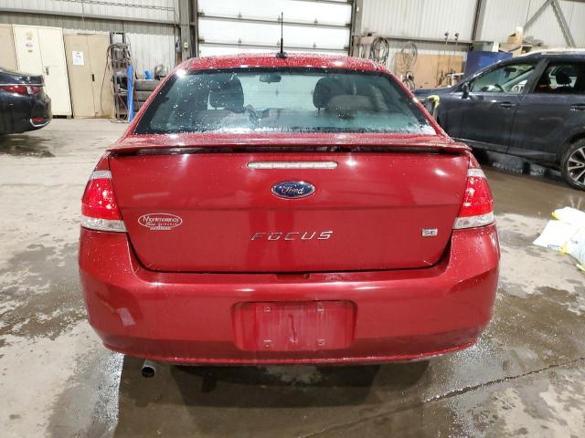 1FAHP3FN5AW274639 - 2010 FORD FOCUS SE RED photo 6