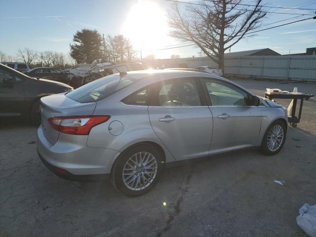 1FAHP3H22CL283693 - 2012 FORD FOCUS SEL SILVER photo 3