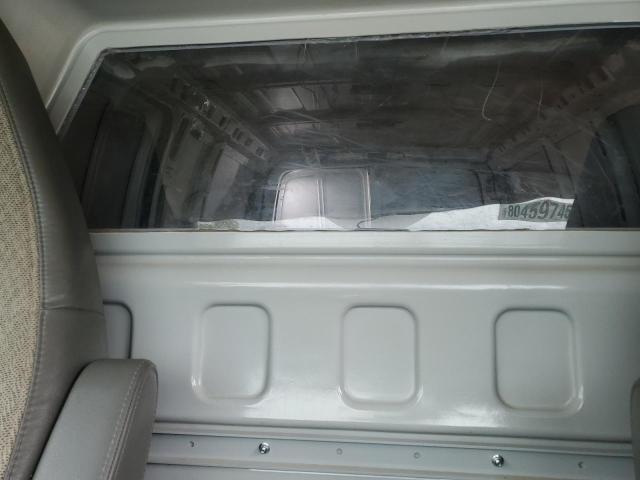 1GCWGAFP5P1251682 - 2023 CHEVROLET EXPRESS G2500 თეთრი ფოტო 10