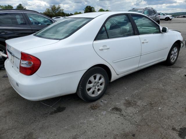 JTDBF32K740155108 - 2004 TOYOTA CAMRY LE WHITE photo 3