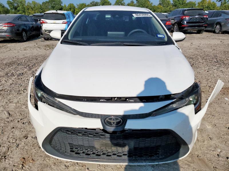5YFEPMAE4NP319515 - 2022 TOYOTA COROLLA LE თეთრი ფოტო 5