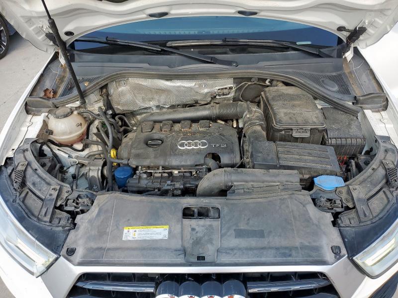 WA1BCCFS1JR029850 - 2018 AUDI Q3 PREMIUM WHITE photo 12