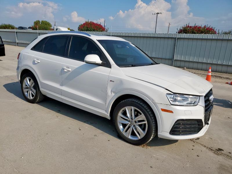 WA1BCCFS1JR029850 - 2018 AUDI Q3 PREMIUM WHITE photo 4