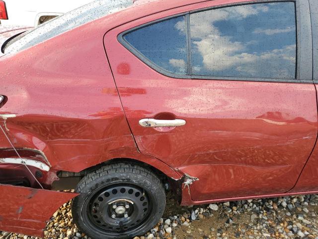 3N1CN7AP0KL816685 - 2019 NISSAN VERSA S RED photo 10