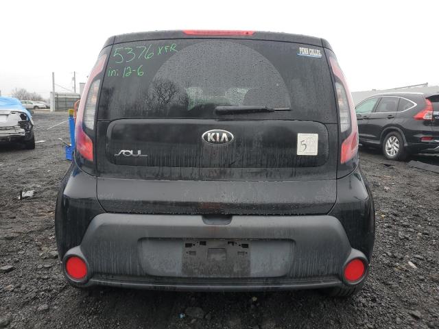 KNDJN2A20G7844445 - 2016 KIA SOUL BLACK photo 6