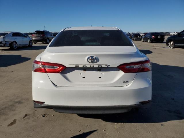 4T1B11HK8JU029916 - 2018 TOYOTA CAMRY L WHITE photo 6