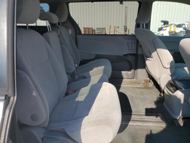 5TDKZ3DC1HS898153 - 2017 TOYOTA SIENNA LE 银色 照片 11