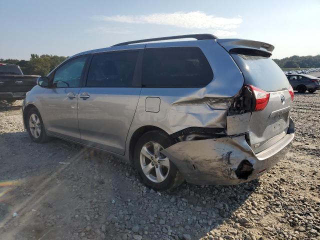 5TDKZ3DC1HS898153 - 2017 TOYOTA SIENNA LE 银色 照片 2