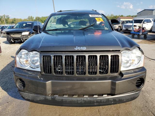 1J4GS48K25C526524 - 2005 JEEP GRAND CHER LAREDO GRAY photo 5