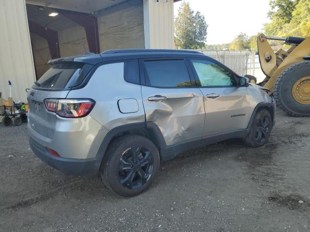 3C4NJDBB6MT539420 - 2021 JEEP COMPASS LATITUDE SILVER photo 3