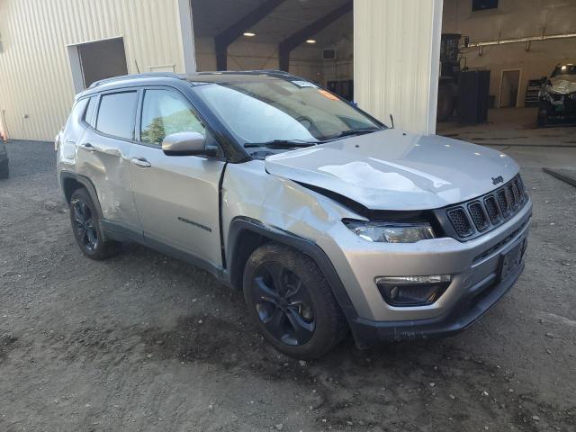 3C4NJDBB6MT539420 - 2021 JEEP COMPASS LATITUDE SILVER photo 4
