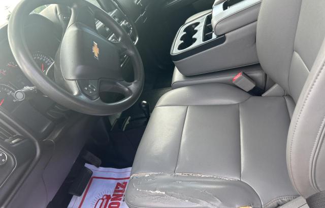 1GC1KUEG9JF206377 - 2018 CHEVROLET SILVERADO K2500 HEAVY DUTY WHITE photo 13