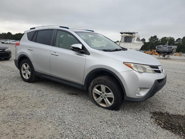 JTMRFREV4DD030003 - 2013 TOYOTA RAV4 XLE SILVER photo 4
