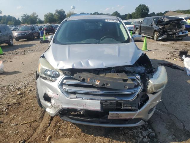 1FMCU0GD5HUC18932 - 2017 FORD ESCAPE SE 银色 照片 5