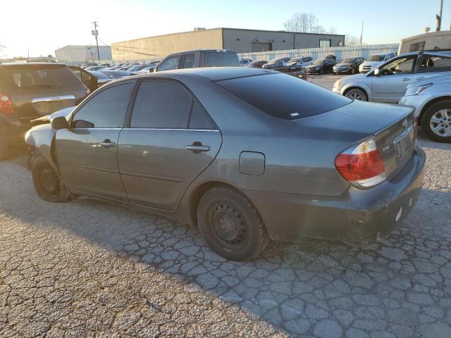 4T1BE32K35U612022 - 2005 TOYOTA CAMRY LE GRAY photo 2