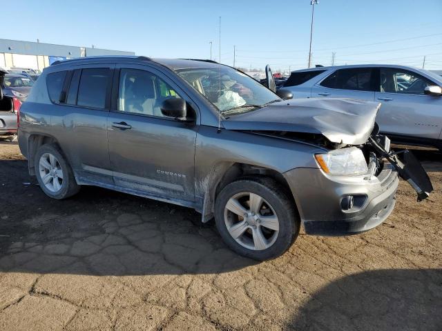 1C4NJDBB4CD608870 - 2012 JEEP COMPASS SPORT GRAY photo 4