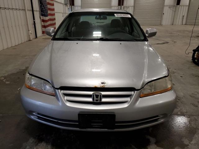 1HGCG56462A061089 - 2002 HONDA ACCORD LX SILVER photo 5