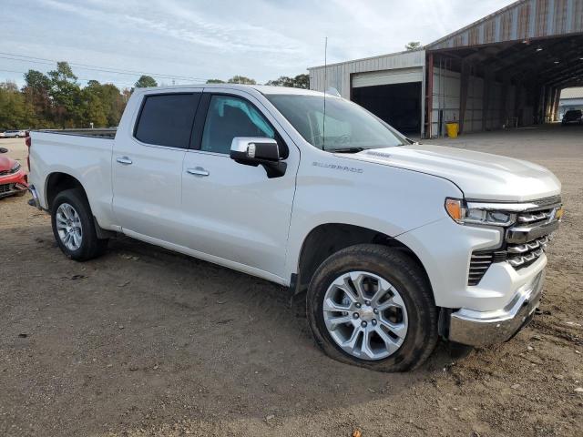 1GCPAEET9NZ635247 - 2022 CHEVROLET SILVERADO C1500 LTZ WHITE photo 4