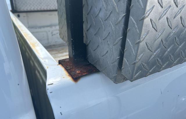 3GCEC14X36G208677 - 2006 CHEVROLET SILVERADO C1500 WHITE photo 12