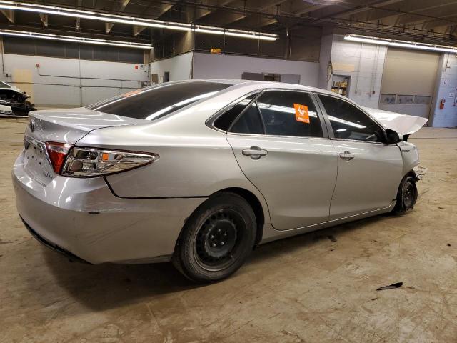 4T1BD1FK1FU170585 - 2015 TOYOTA CAMRY HYBRID SILVER photo 3