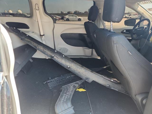 2C4RC1CG7PR535856 - 2023 CHRYSLER VOYAGER LX შავი ფოტო 11