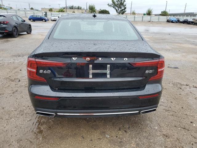 7JRL12TL7NG173896 - 2022 VOLVO S60 B5 INSCRIPTION BLACK photo 6