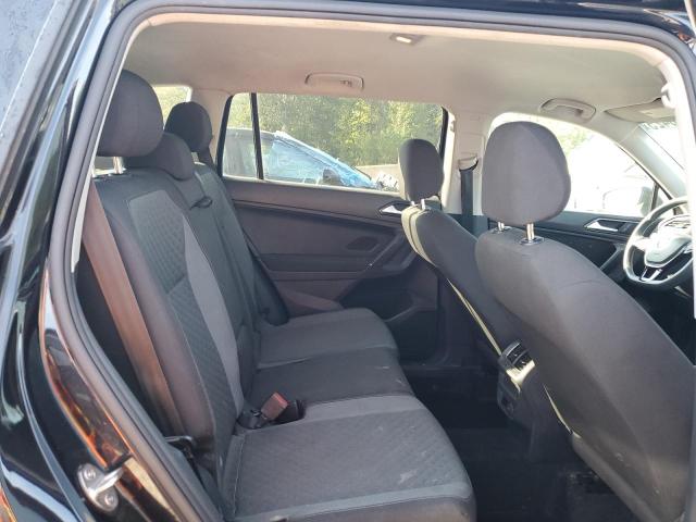 3VV0B7AX0JM019615 - 2018 VOLKSWAGEN TIGUAN S შავი ფოტო 11